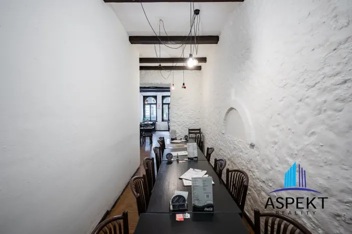 Pronájem restaurace, Praha - Bubeneč, Šmeralova, 114 m2