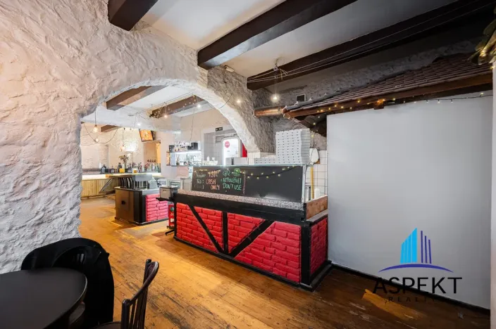 Pronájem restaurace, Praha - Bubeneč, Šmeralova, 114 m2