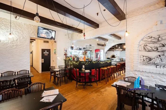 Pronájem restaurace, Praha - Bubeneč, Šmeralova, 114 m2