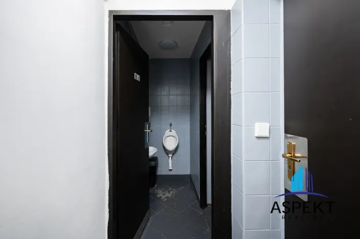 Pronájem restaurace, Praha - Bubeneč, Šmeralova, 114 m2