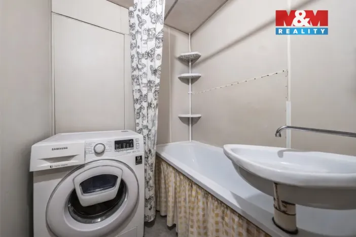 Prodej bytu 3+1, Bílina, Sídliště Za Chlumem, 80 m2