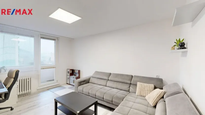 Prodej bytu 3+1, Kuřim, Na Loučkách, 68 m2