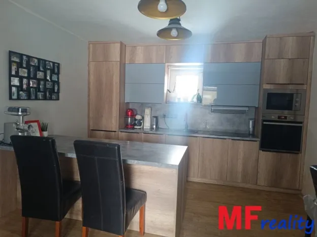 Prodej rodinného domu, Hořiněves, 82 m2