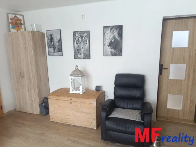 Prodej rodinného domu, Hořiněves, 82 m2