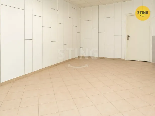 Pronájem obchodního prostoru, Jablunkov, Mariánské náměstí, 40 m2