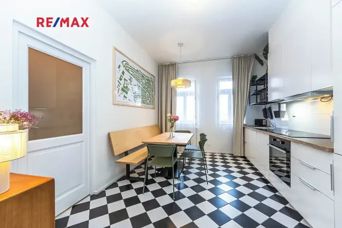 Pronájem bytu 3+kk, Praha - Žižkov, Milíčova, 69 m2