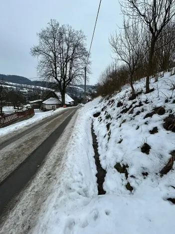 Dražba pozemku pro bydlení, Bušín, 3553 m2