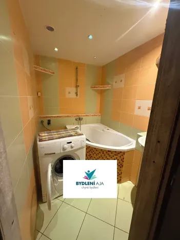 Pronájem bytu 3+1, Krupka, Karla Čapka, 75 m2