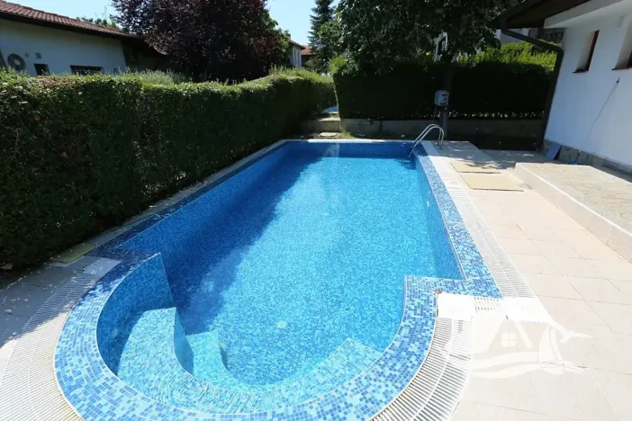 Prodej rodinného domu, Pomorie, Bulharsko, 146 m2