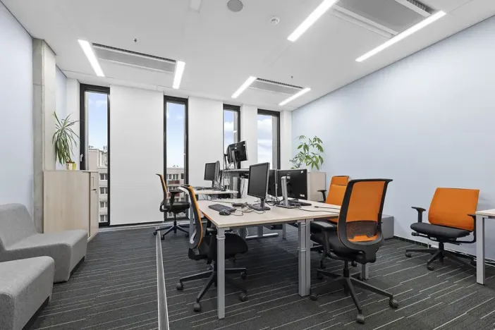 Pronájem kanceláře, Praha - Dejvice, Evropská, 2857 m2