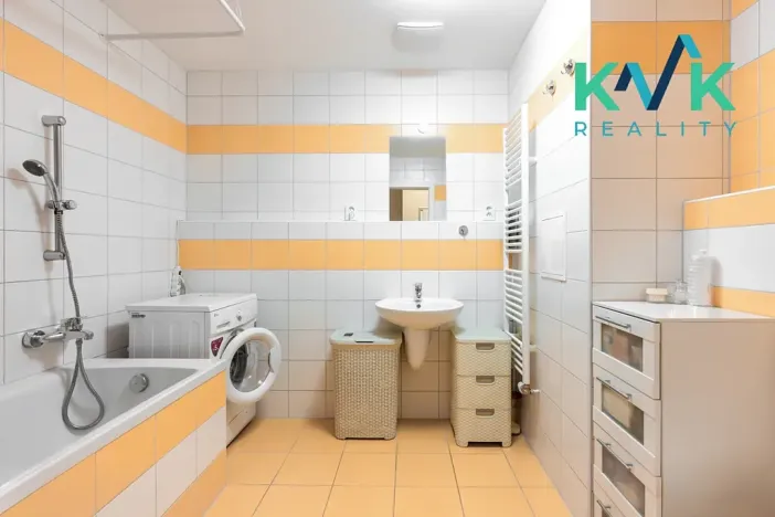 Prodej bytu 1+1, Karlovy Vary, Spálená, 46 m2