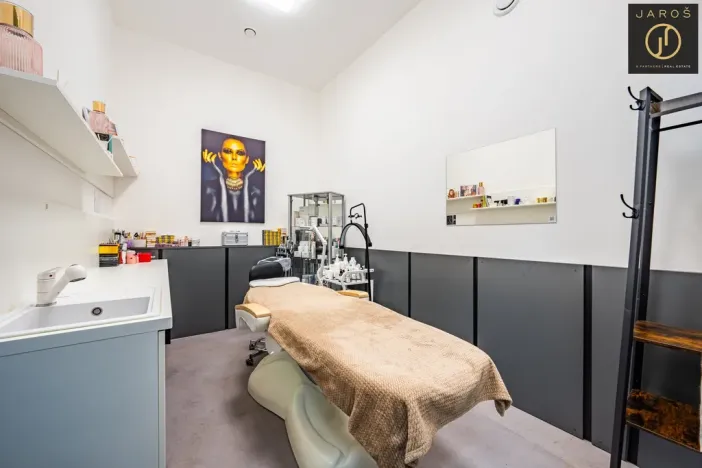 Pronájem obchodního prostoru, Praha - Hlubočepy, Voskovcova, 102 m2