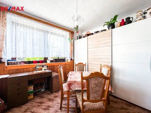 Prodej rodinného domu, Komárov, Sokolská, 300 m2