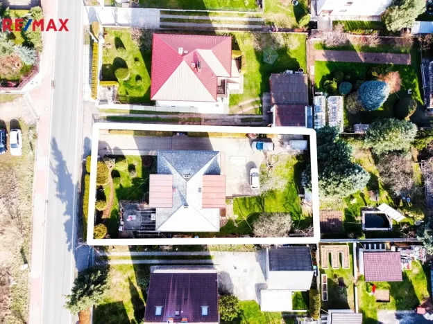 Prodej rodinného domu, Komárov, Sokolská, 300 m2