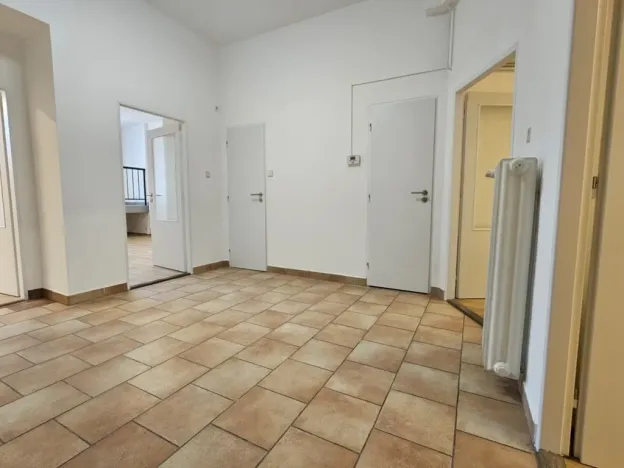 Pronájem obchodního prostoru, Praha, Pod Nuselskými schody, 105 m2