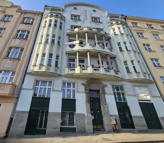 Pronájem obchodního prostoru, Praha, Pod Nuselskými schody, 105 m2