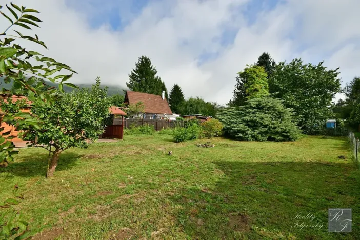 Prodej zahrady, Chlumec, 467 m2