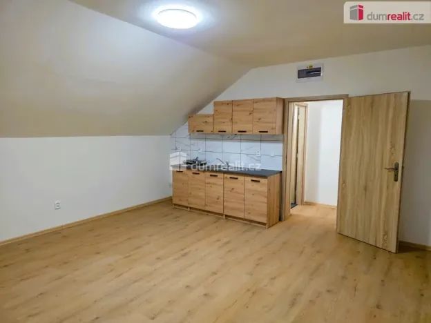 Pronájem bytu 1+kk, Nový Jičín, B. Martinů, 32 m2