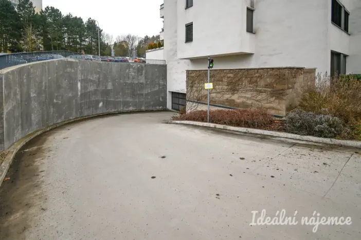 Pronájem bytu 1+kk, Brno, Markůvky, 25 m2