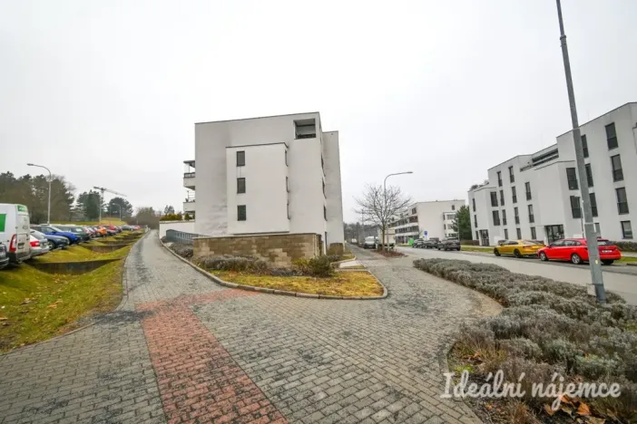 Pronájem bytu 1+kk, Brno - Bystrc, Markůvky, 25 m2