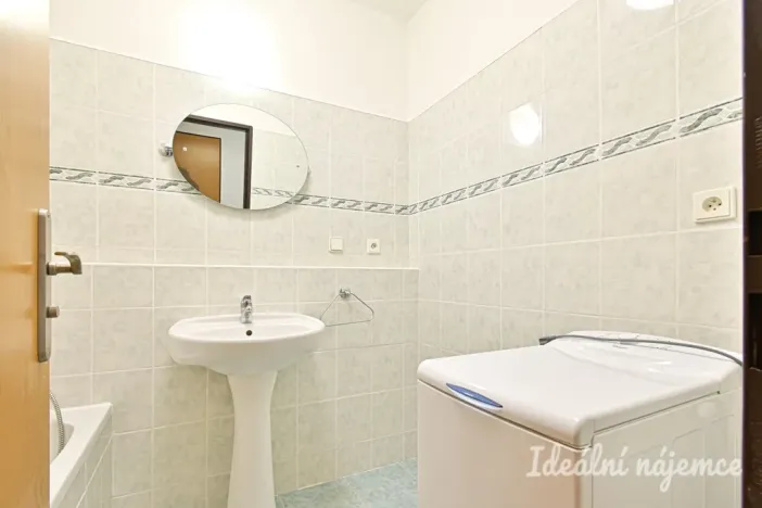 Pronájem bytu 2+kk, Brno, Majdalenky, 63 m2