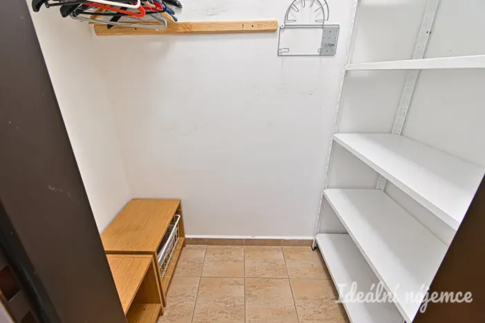 Pronájem bytu 2+kk, Brno, Majdalenky, 63 m2