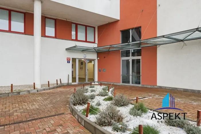 Pronájem bytu 2+kk, Praha - Stodůlky, Tlumačovská, 58 m2