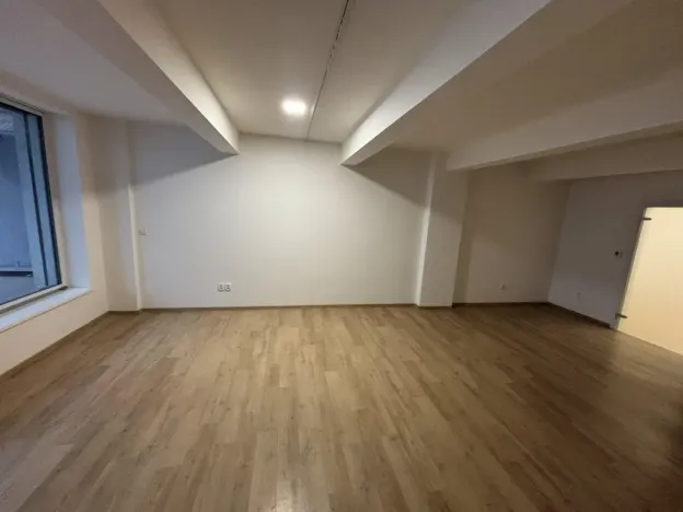 Pronájem bytu 1+kk, Kralupy nad Vltavou, Náměstí G. Karse, 50 m2
