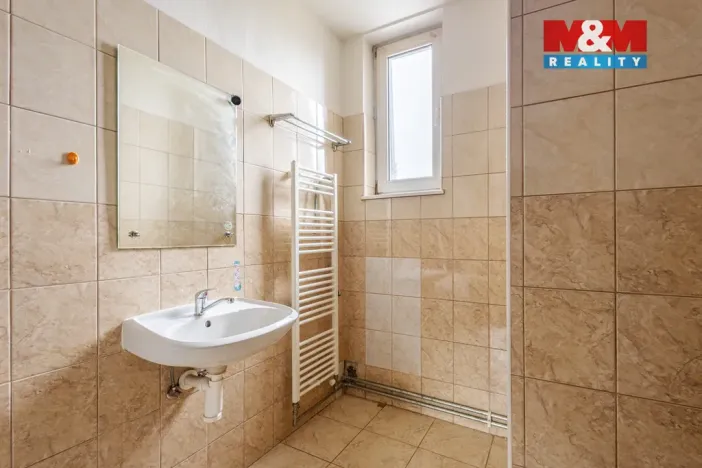 Pronájem bytu 3+1, Nový Bor, Tržní náměstí, 85 m2