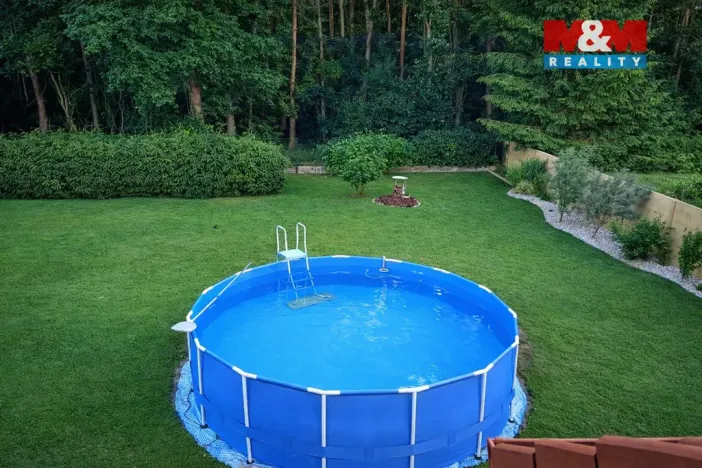 Pronájem bytu 1+kk, Kladruby nad Labem - Bílé Vchynice, 22 m2