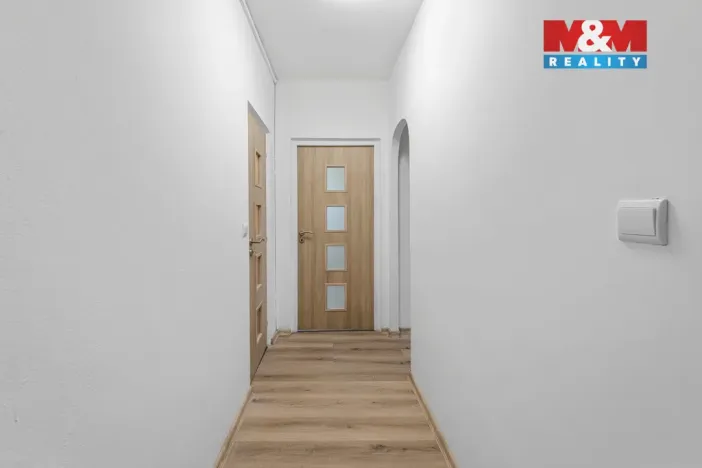 Prodej bytu 2+1, Děčín - Děčín VI-Letná, Krásnostudenecká, 49 m2