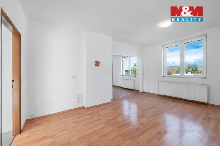 Prodej bytu 3+1, Srby, 72 m2