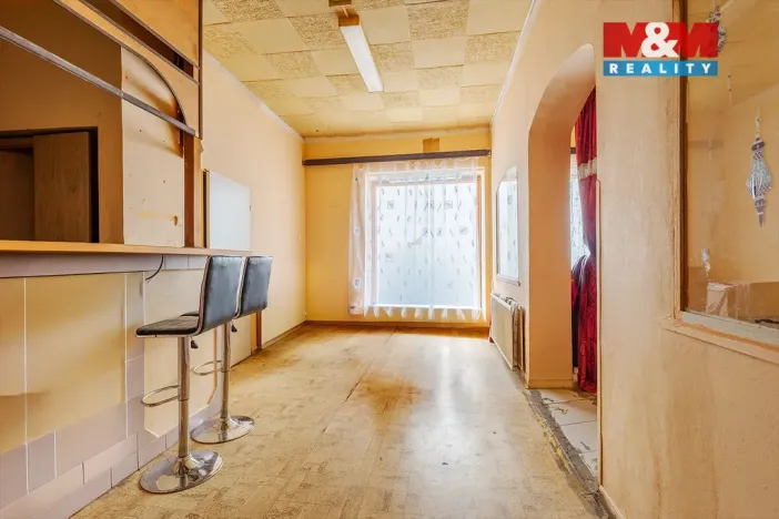 Prodej rodinného domu, Šluknov, nám. Míru, 258 m2