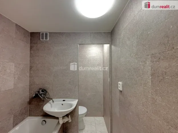 Prodej bytu 1+1, Ústí nad Labem - Severní Terasa, Maková, 34 m2