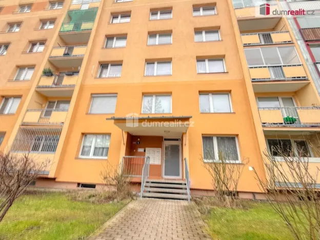 Prodej bytu 1+1, Ústí nad Labem - Severní Terasa, Maková, 34 m2