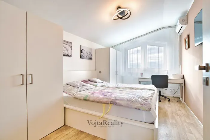 Prodej bytu 3+1, Olomouc, Handkeho, 92 m2