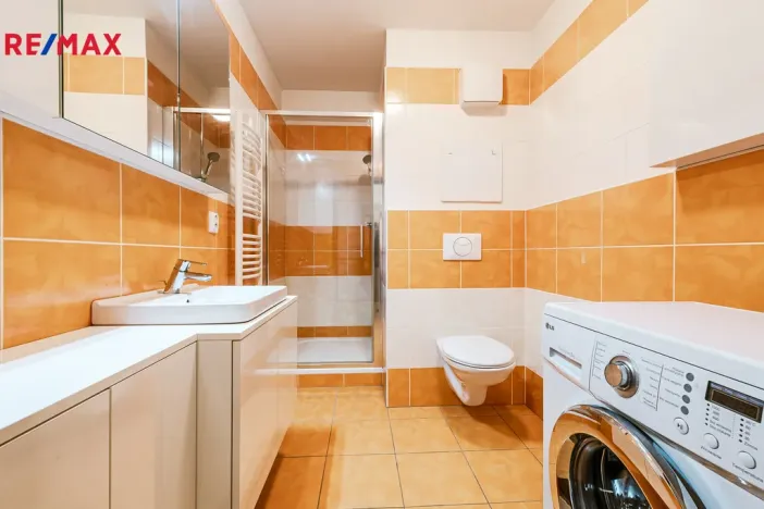 Pronájem bytu 1+kk, Pardubice - Zelené Předměstí, Milheimova, 34 m2