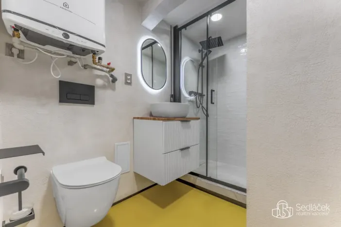 Prodej atypického bytu, Praha - Nusle, U Jezerky, 39 m2