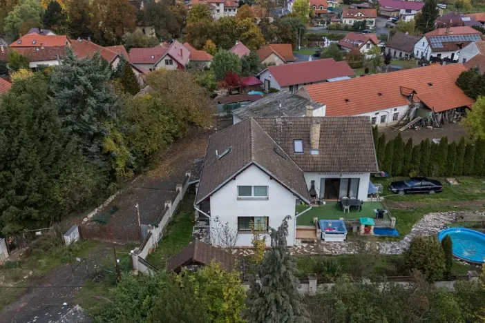 Prodej vícegeneračního domu, Kytín, 330 m2