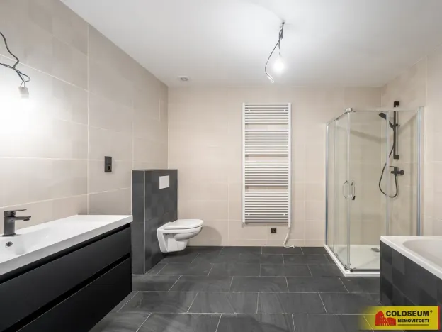 Prodej rodinného domu, Hrádek, 105 m2