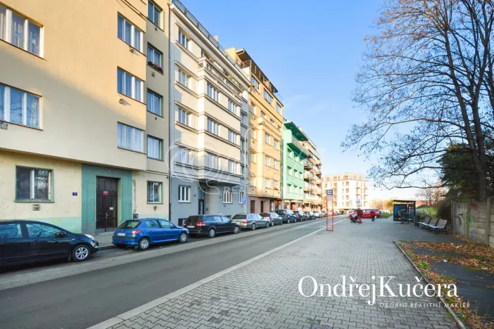 Pronájem bytu 1+kk, Praha - Nusle, K podjezdu, 29 m2