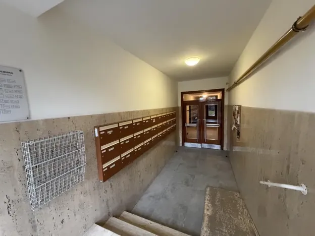 Pronájem bytu 1+1, Praha - Vinohrady, Šrobárova, 36 m2