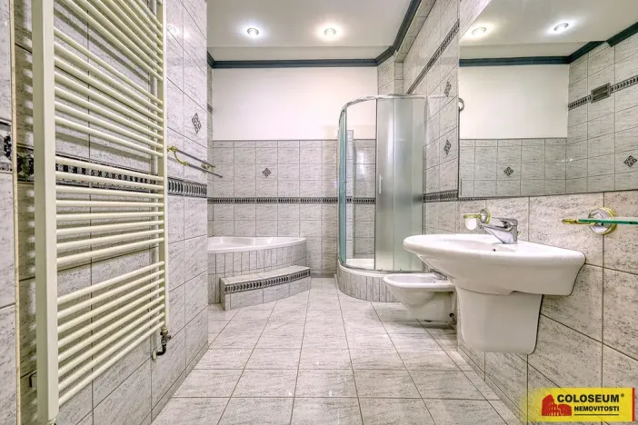 Prodej bytu 3+1, Znojmo, 99 m2