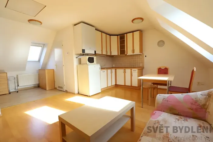 Pronájem bytu 2+kk, Praha - Radlice, Na Farkáně III, 57 m2