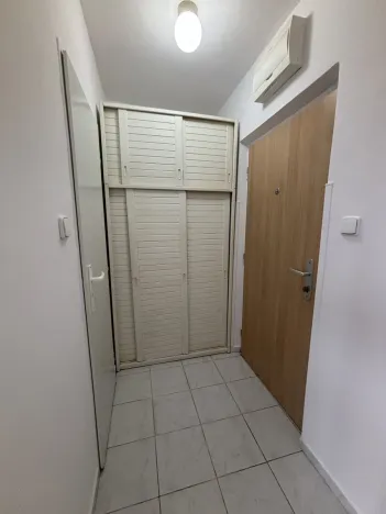 Pronájem bytu 1+kk, Hradec Králové, Severní, 27 m2