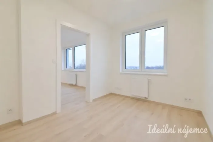 Pronájem bytu 2+kk, Brno - Horní Heršpice, Jižní, 36 m2