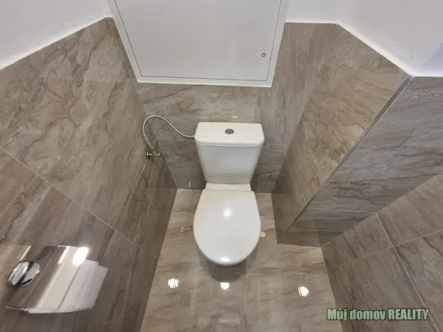 Pronájem bytu 2+kk, Praha - Holešovice, Vrbenského, 40 m2