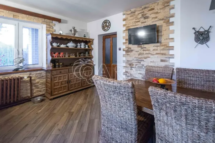 Prodej bytu 3+1, Libiš, Příčná, 92 m2