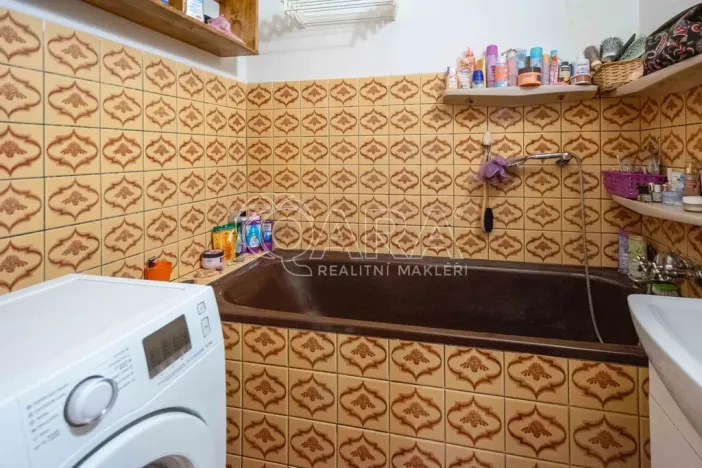 Prodej bytu 3+1, Libiš, Příčná, 92 m2