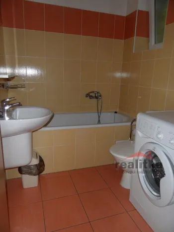 Pronájem bytu 2+kk, Opava - Předměstí, třída Spojenců, 46 m2